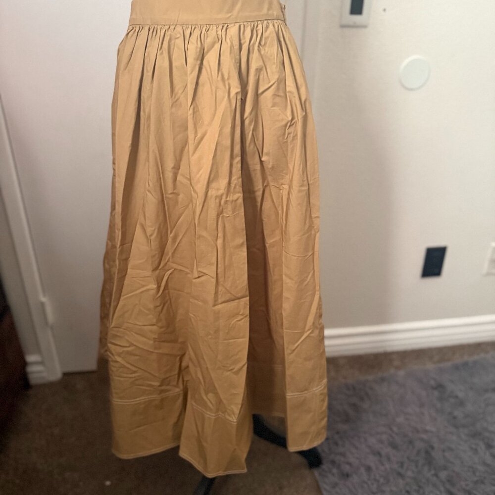 New Maxi J crew Skirt with white stitching